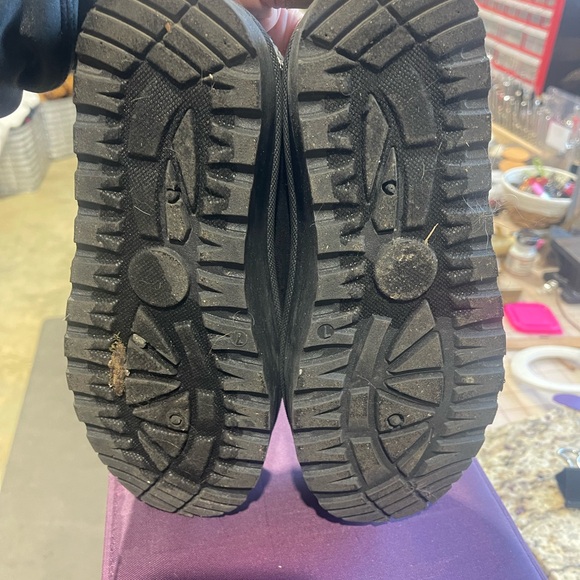 Shearling clogs - Picture 4 of 4